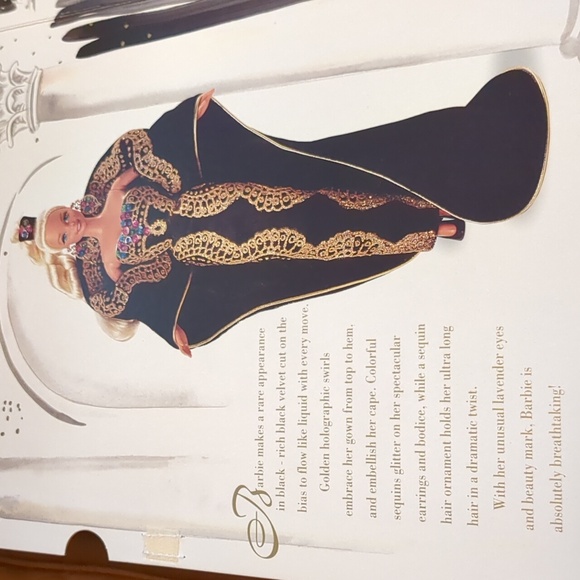 Barbie Classique Collection - 1995 "Midnight Gala Barbie" - Picture 5 of 5